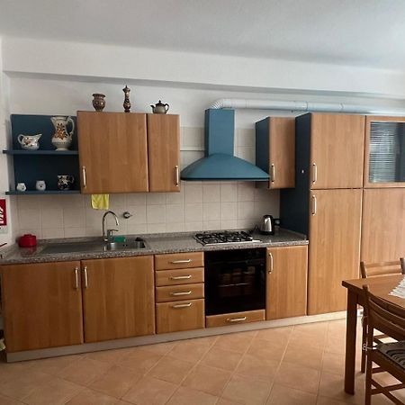 Appartamento Vicino Al Mare Монеглия Екстериор снимка