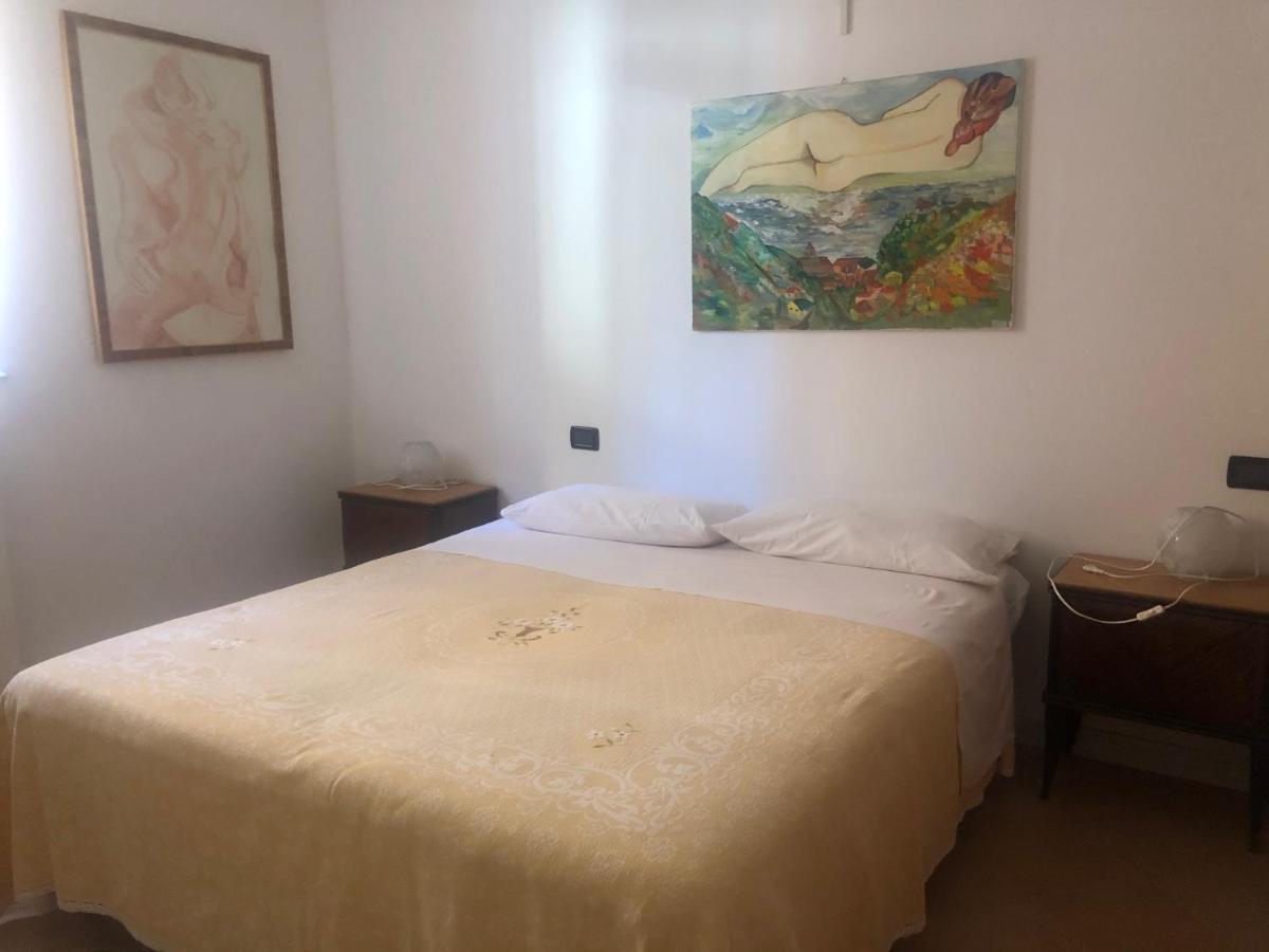 Appartamento Vicino Al Mare Монеглия Екстериор снимка