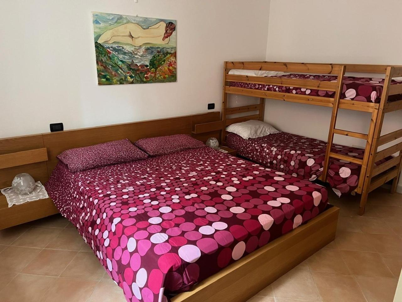 Appartamento Vicino Al Mare Монеглия Екстериор снимка