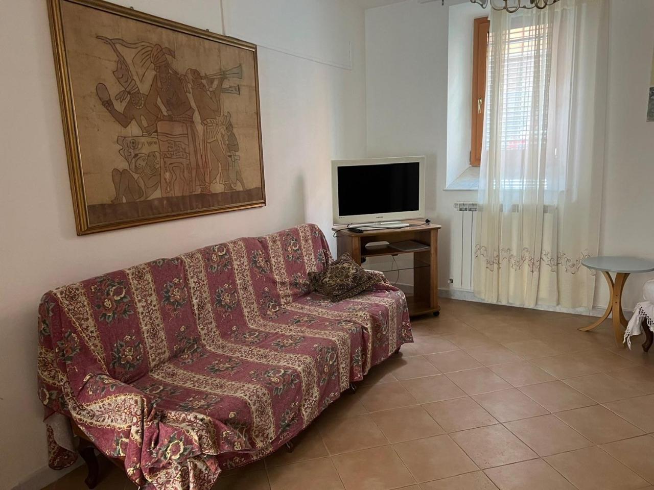 Appartamento Vicino Al Mare Монеглия Екстериор снимка